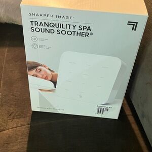 Sharper Image White Sound Machine with 12 Soothing Soundscapes never used